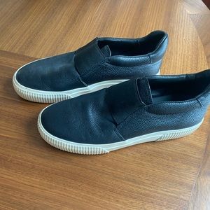 Vince Kirkland Slip Ons - Size 6M